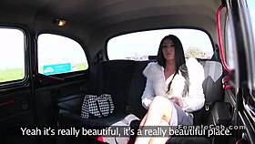 Fitness babe uses toy in taxi