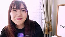 Miki sakashita shakes juicy ass for porn