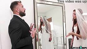 Nervous bride stella luxx rides best man 😊