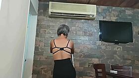 Im helping with the air conditioning and end up kissing her ass