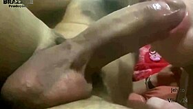 sucking the amazing big cock