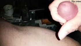Cumshot slowmotion
