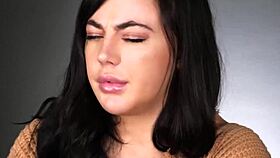 Whitney Wright masturbates intensely